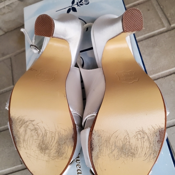 platform sling-back pumps - Picture 4 of 5